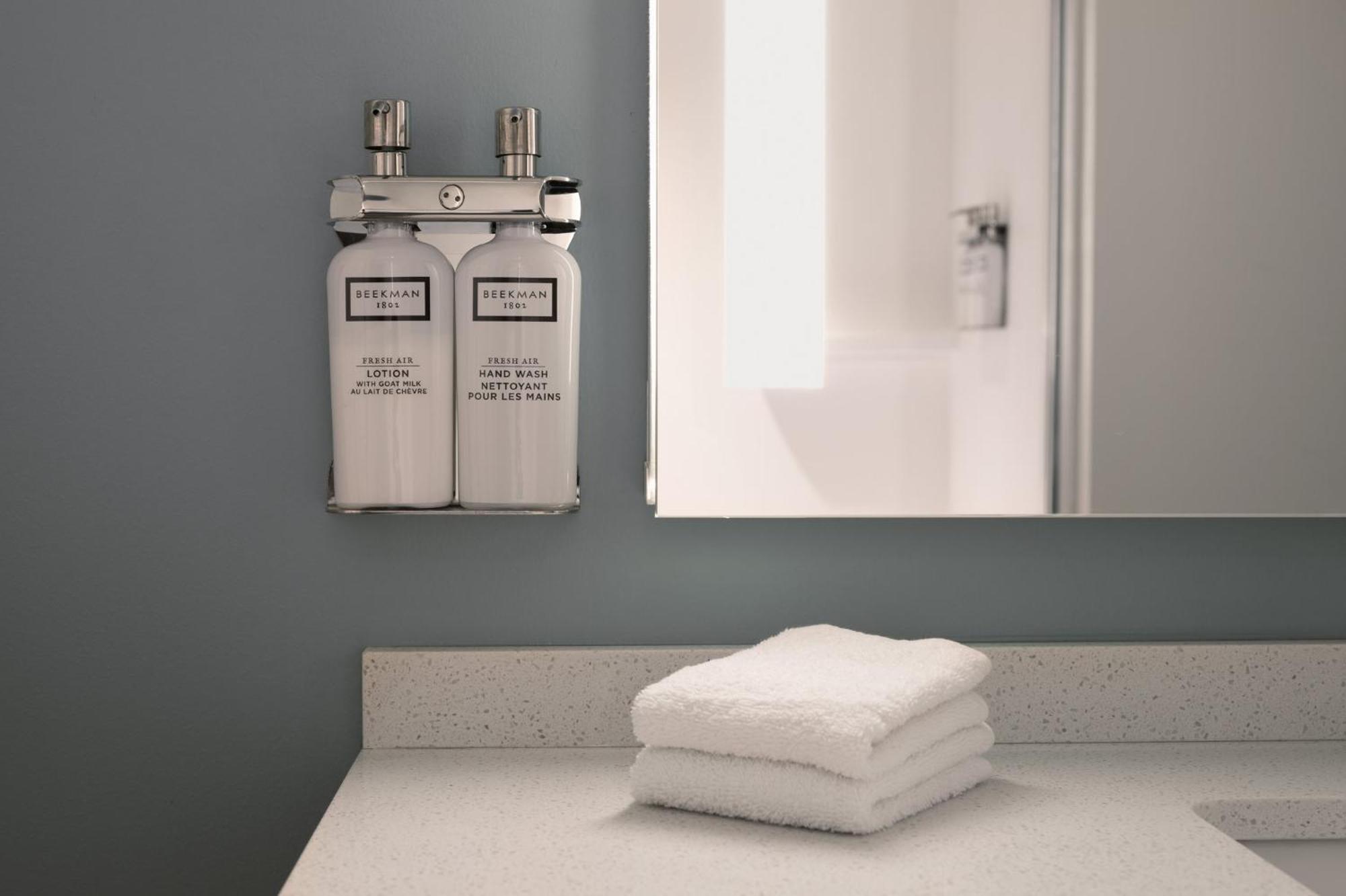 Even Hotel Bozeman Yellowstone Intl Arpt By Ihg Belgrade Bagian luar foto