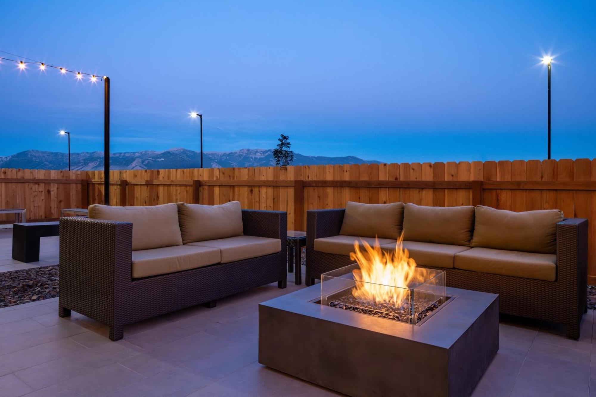 Even Hotel Bozeman Yellowstone Intl Arpt By Ihg Belgrade Bagian luar foto