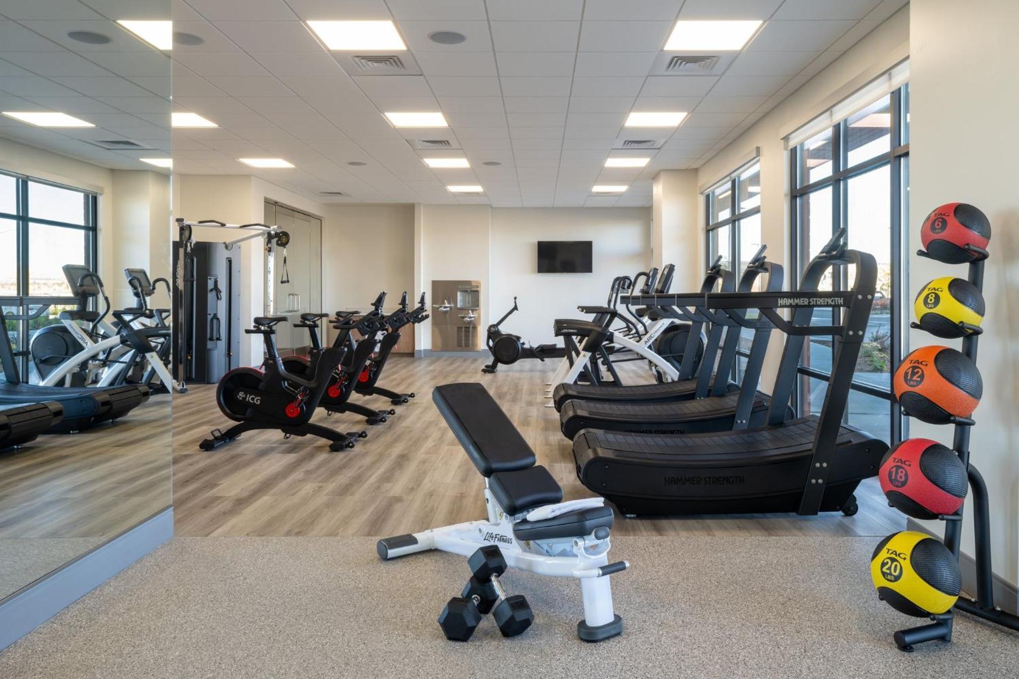 Even Hotel Bozeman Yellowstone Intl Arpt By Ihg Belgrade Bagian luar foto