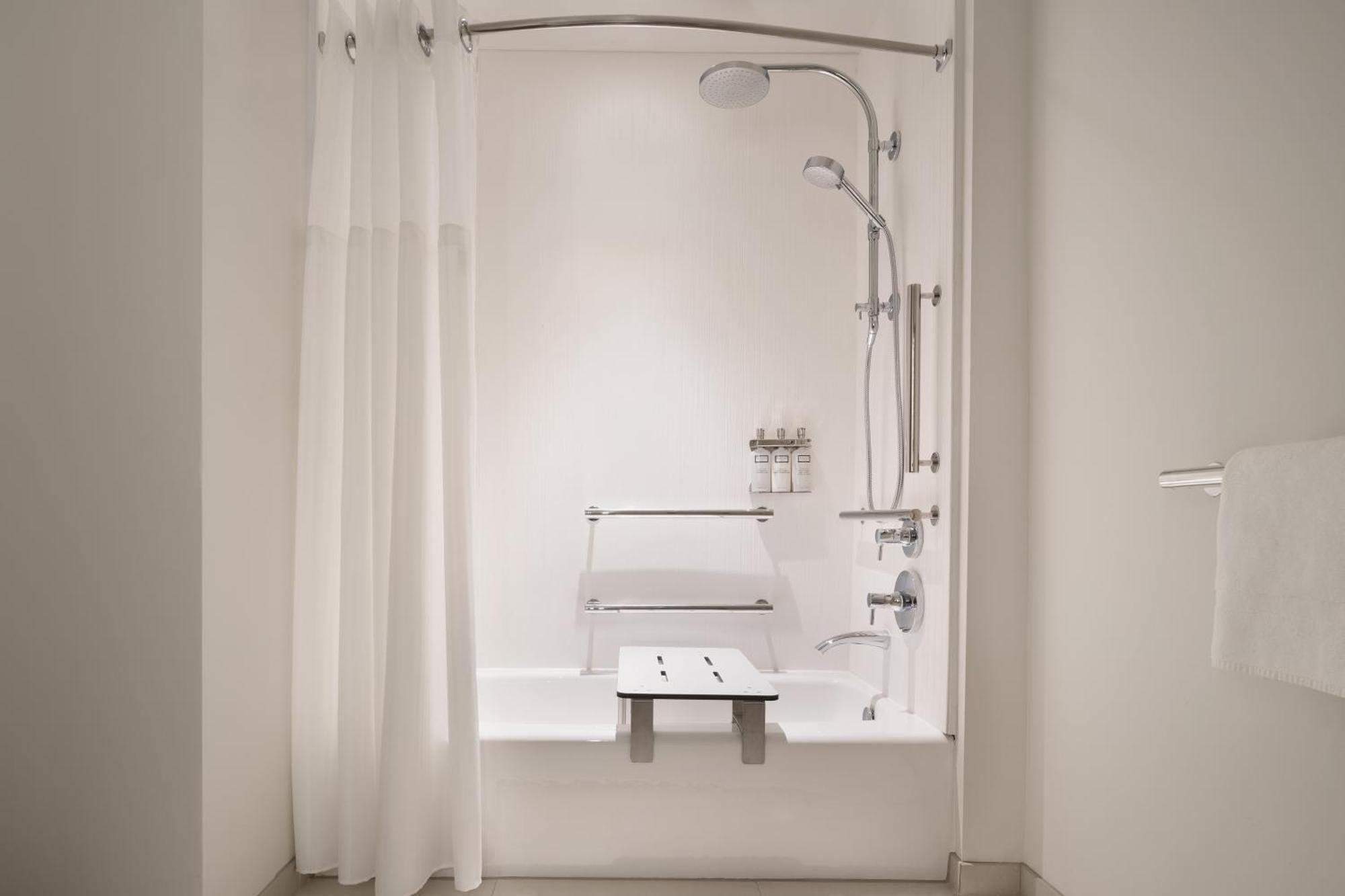 Even Hotel Bozeman Yellowstone Intl Arpt By Ihg Belgrade Bagian luar foto